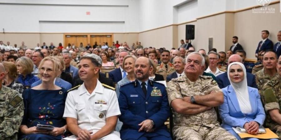 رئيس هيئة الأركان العامة يحضر مراسم تبديل القيادة المركزية الأمريكية