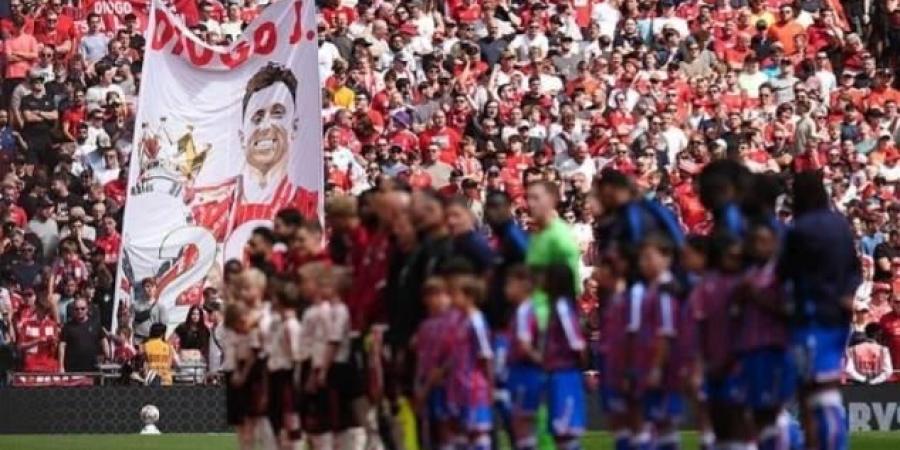 تصرف مخزٍ.. إلغاء دقيقة الصمت لـ «غوتا» بعد سلوك غريب من جماهير بالاس