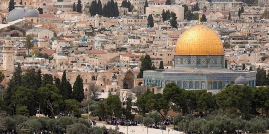 الاحتلال يبدأ بشق شارع استيطاني في حزما شمال شرقي القدس