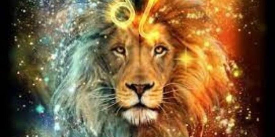 توقعات برج الأسد اليوم الأحد 10-8-2025