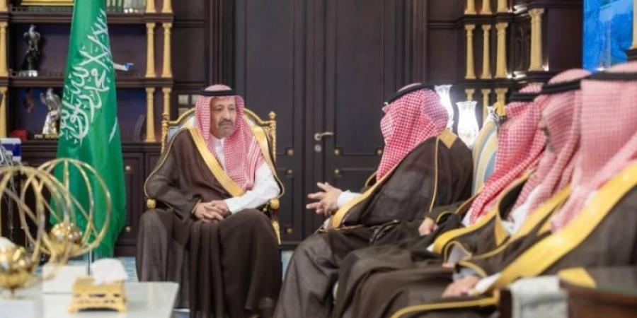 أمير الباحة يوجّه بسرعة استكمال مشروع مطارالملك سعود وتشغيل رحلات دولية