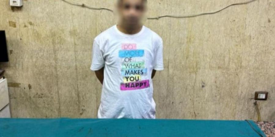 ضبط عاطل لترويعه المواطنين بعين شمس