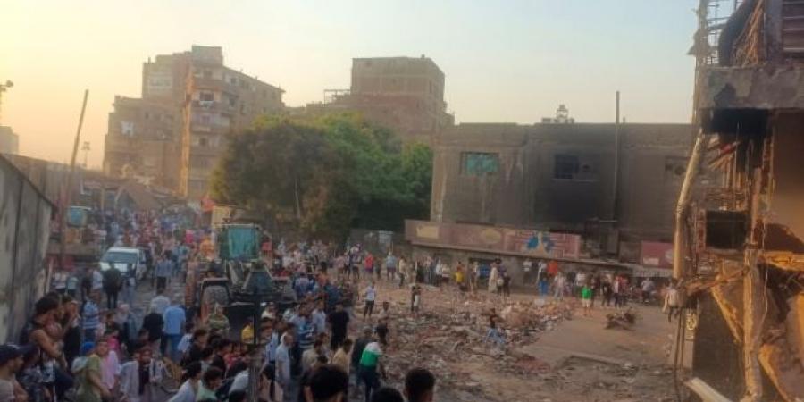 محافظ القليوبية: إزالة منشآت آيلة للسقوط بمنطقة حريق شبرا الخيمة