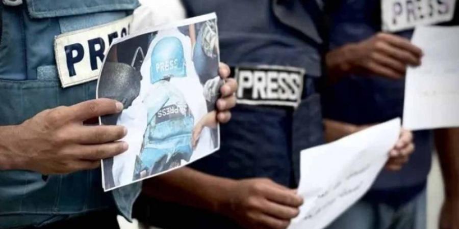 ارتفاع عدد شهداء استهداف الاحتلال لخيمة الصحفيين في غزة إلى 7 فلسطينيين