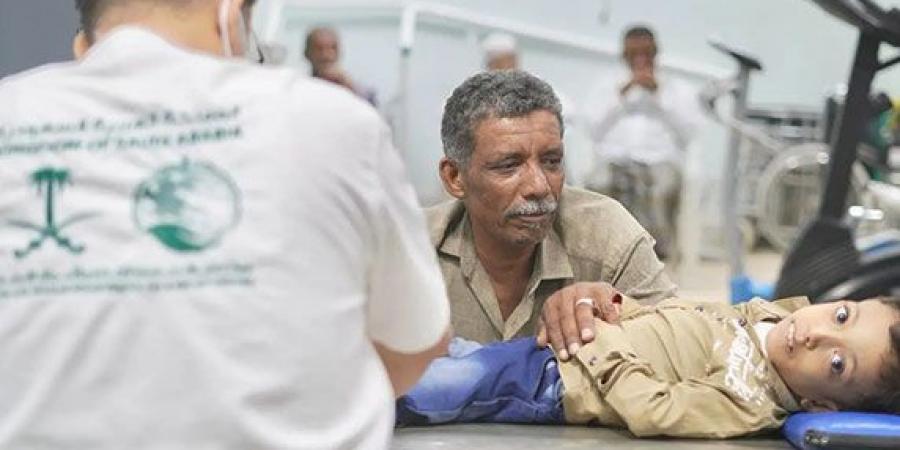 تشغيل مركز الأطراف الصناعية في سيؤون.. مركز الملك سلمان يوزع سلالاً غذائية في درعا والبقاع