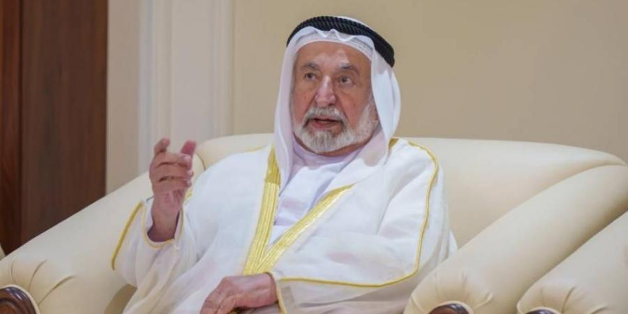سلطان يعتمد ترقية 1523 موظفاً في حكومة الشارقة