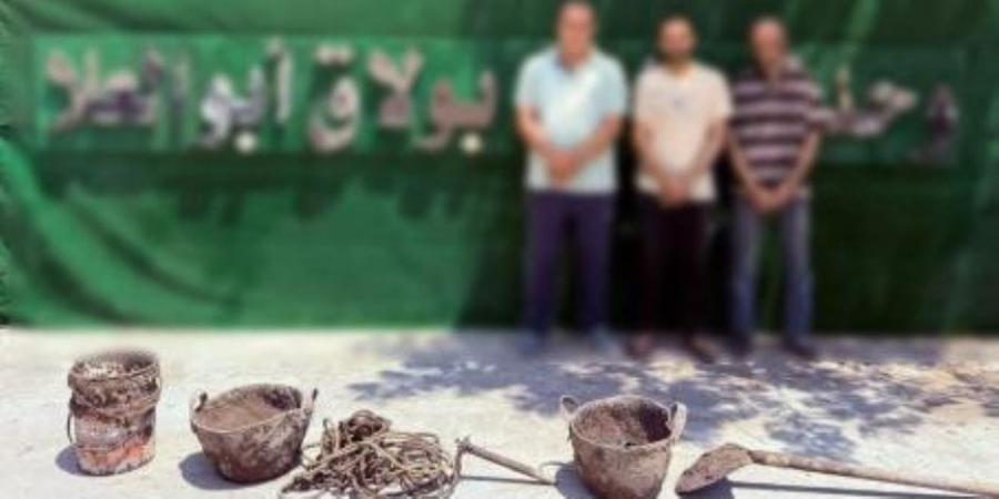 ضبط 3 أشخاص بالقاهرة لقيامهم بأعمال الحفر والتنقيب غير المشروع عن الآثار