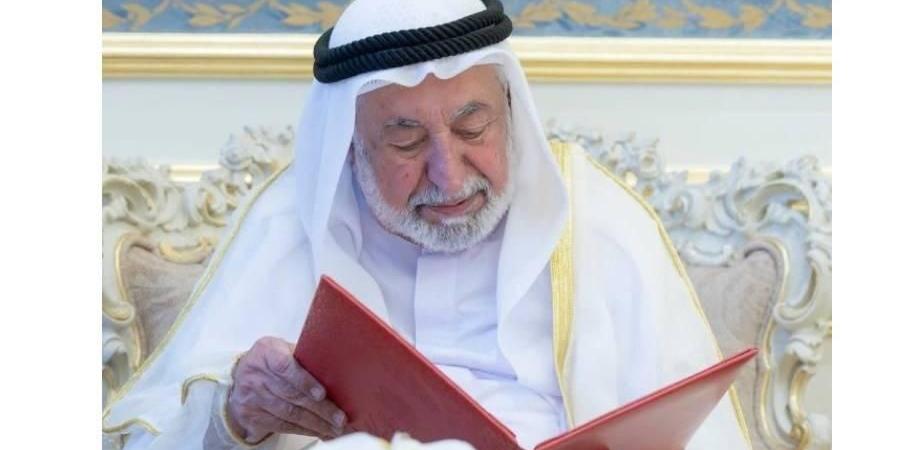 سلطان يعتمد الهيكل التنظيمي العام لدار الوثائق في الشارقة