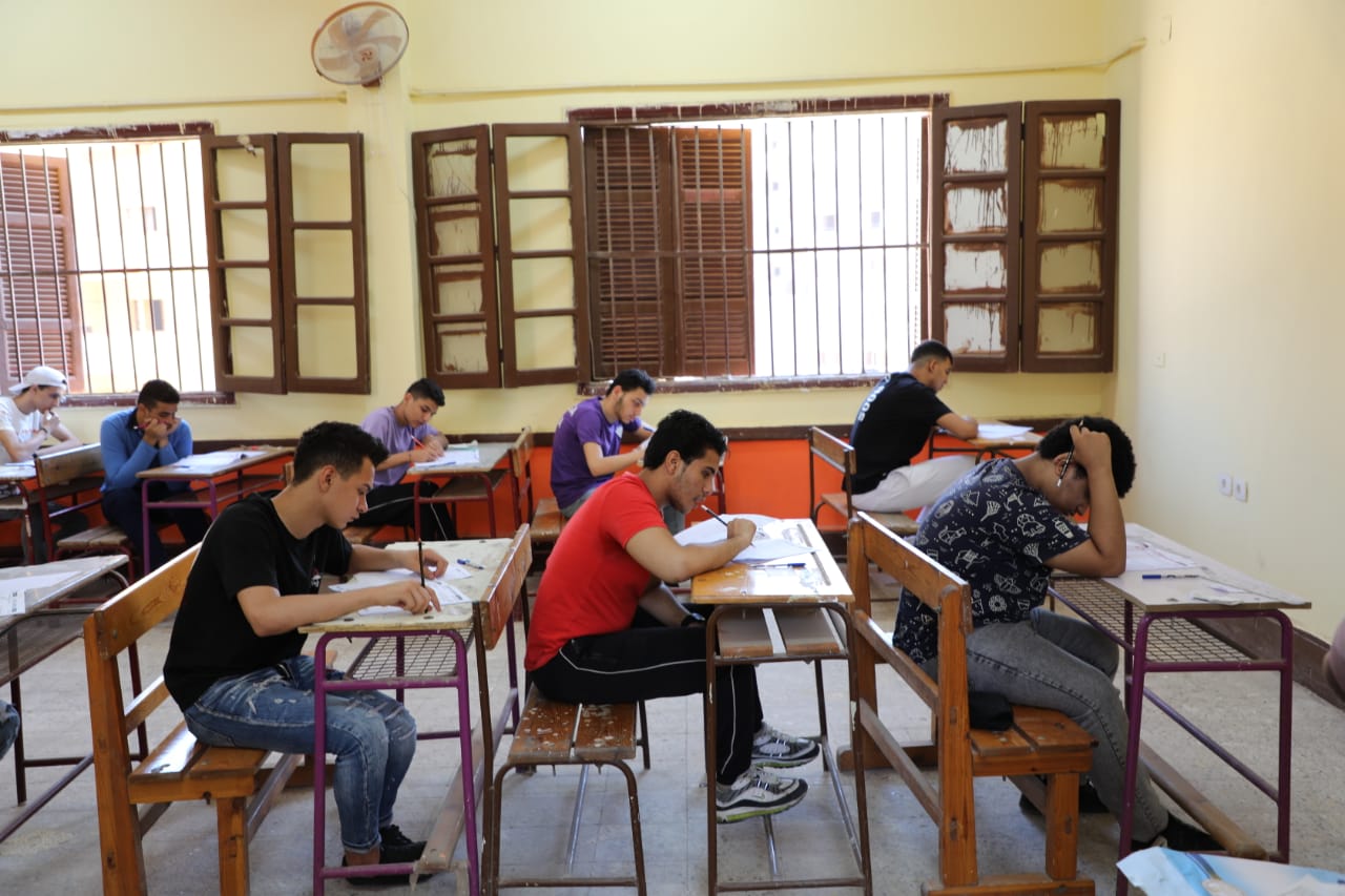 جدول امتحانات اولى وتانية وتالتة اعدادى